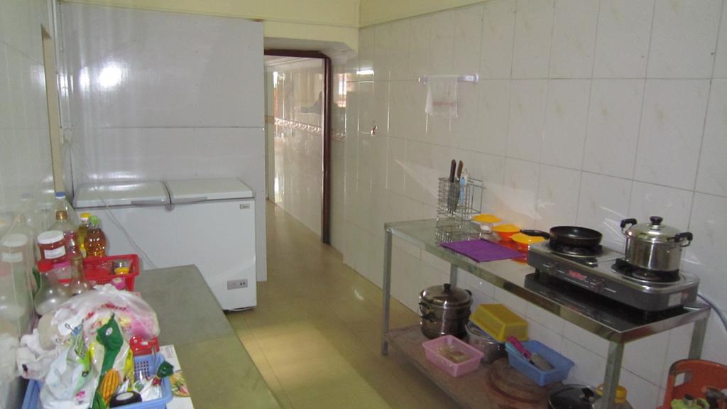 Jun Jun Guesthouse Phnom Penh Eksteriør bilde